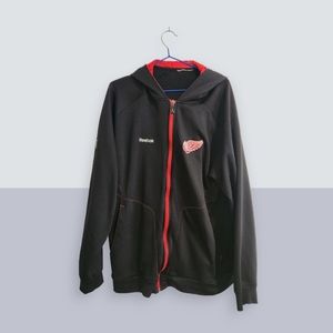 SOLD - Detroit Red Wings hooded zip-up